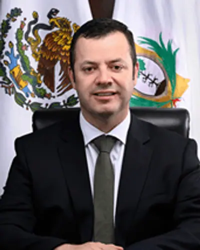 Julián César Rivas B Nevárez