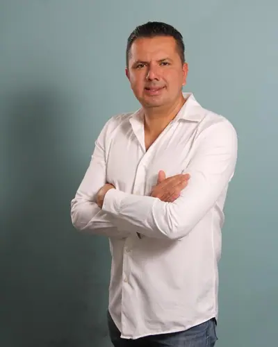 César Celestino Molina Sahagún
